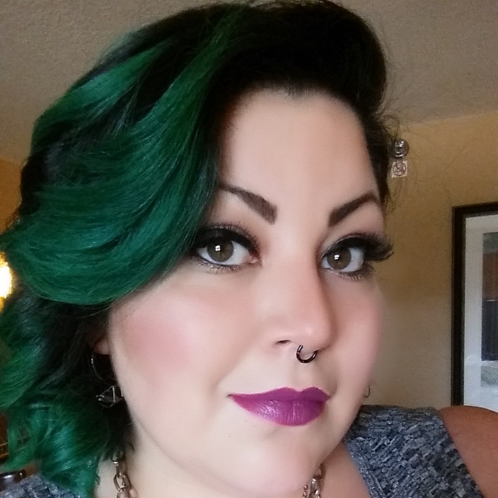 Meet your Posher, Diana